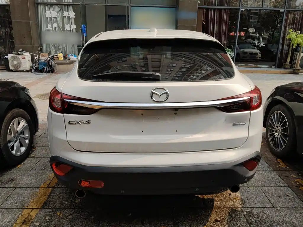 Mazda CX-4 — фото 6