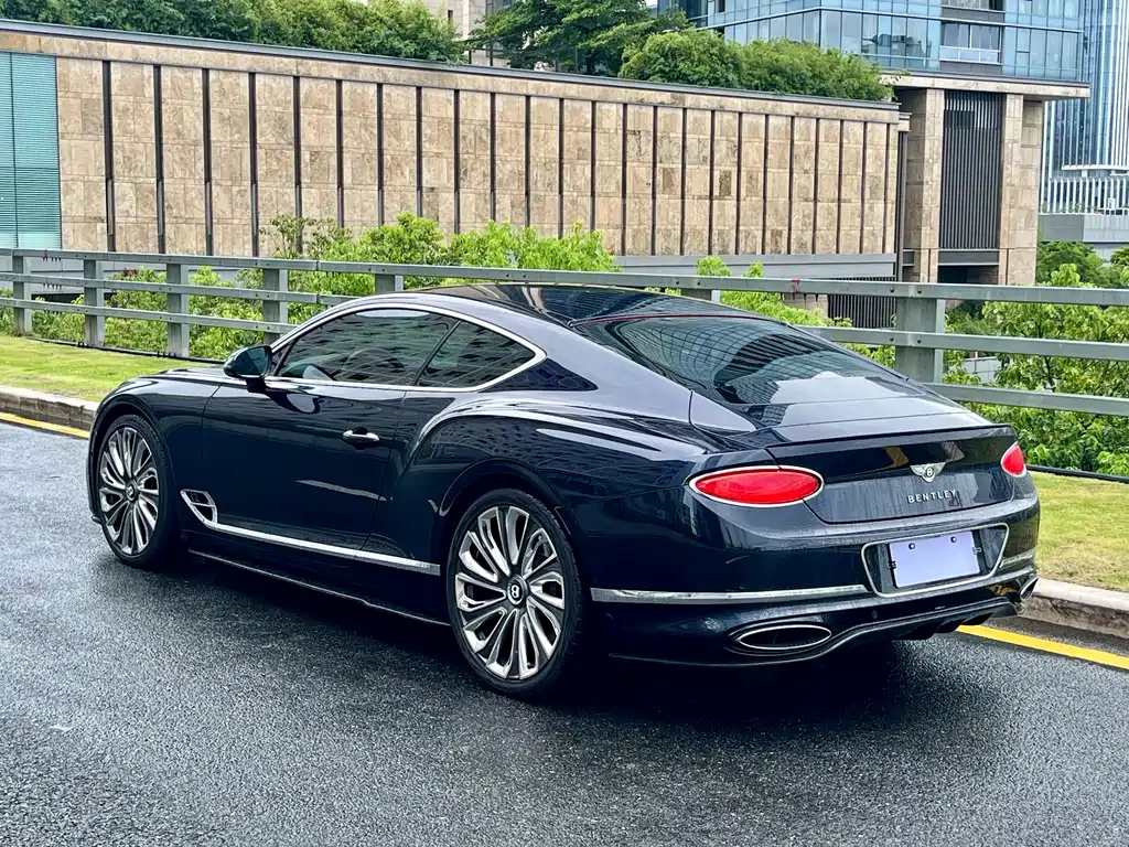 Bentley Continental — фото 4