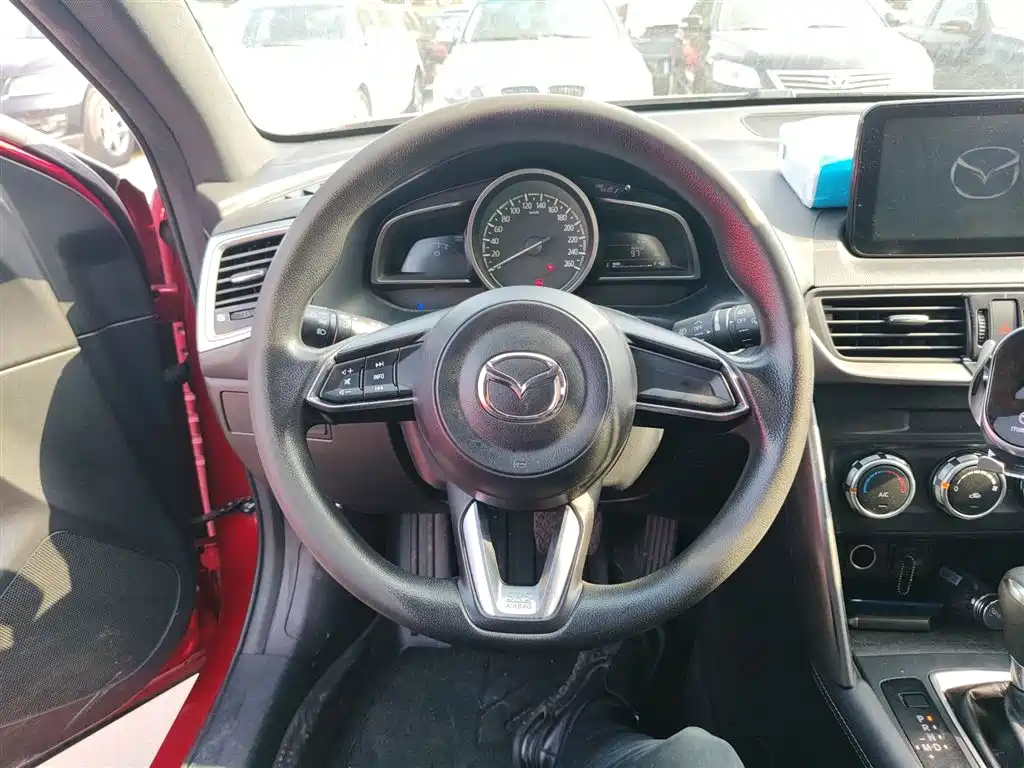 Mazda CX-4 — фото 7