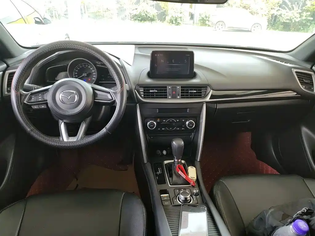 Mazda CX-4 — фото 6