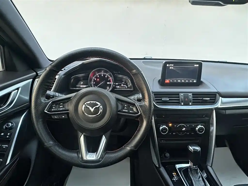 Mazda CX-4 — фото 3