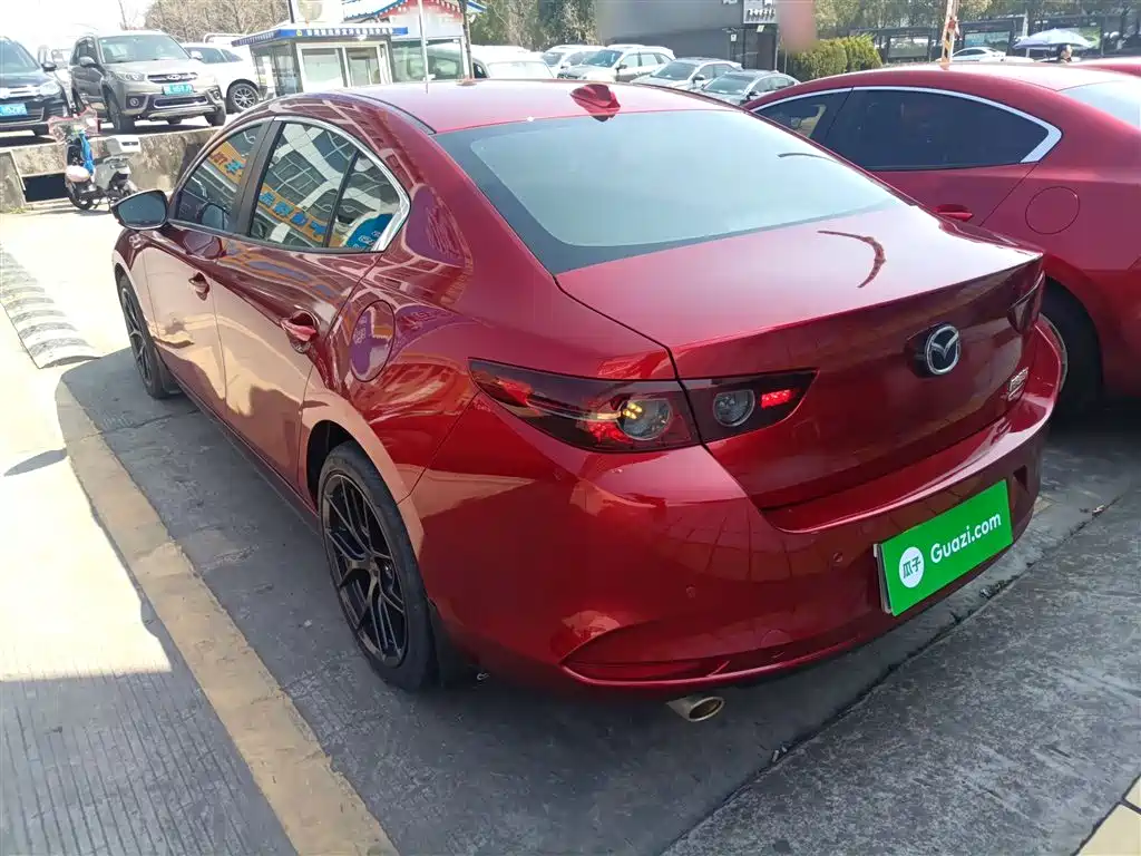 Mazda 3 Axela — фото 23