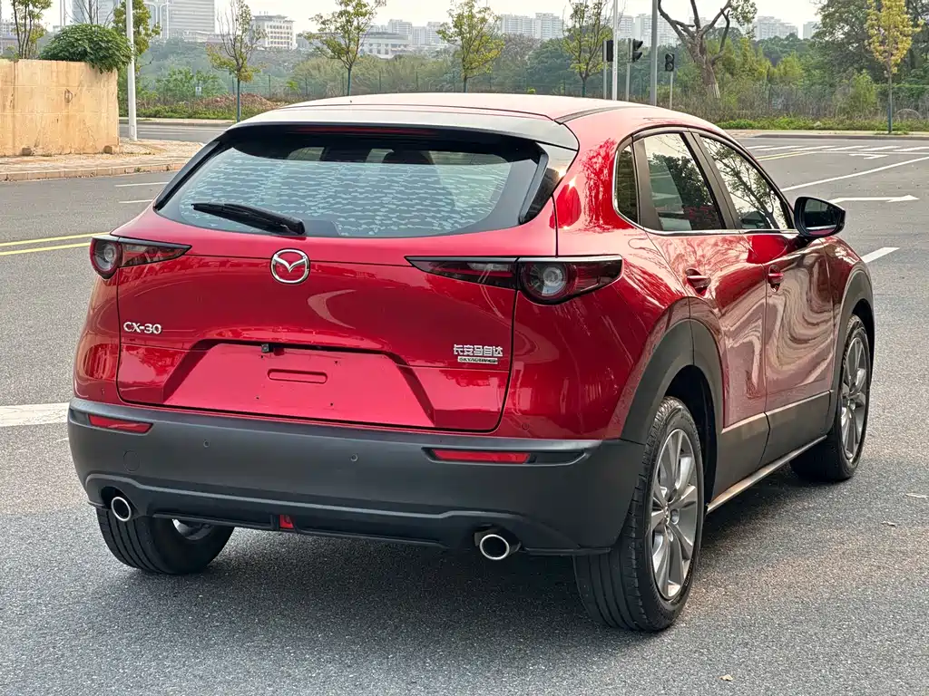 Mazda CX-30 — фото 4
