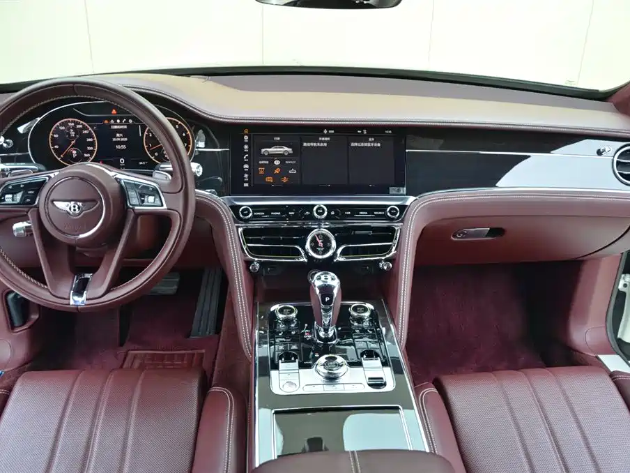 Bentley Flying Spur — фото 7