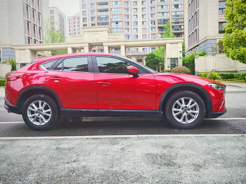 Mazda CX-4 — фото 7
