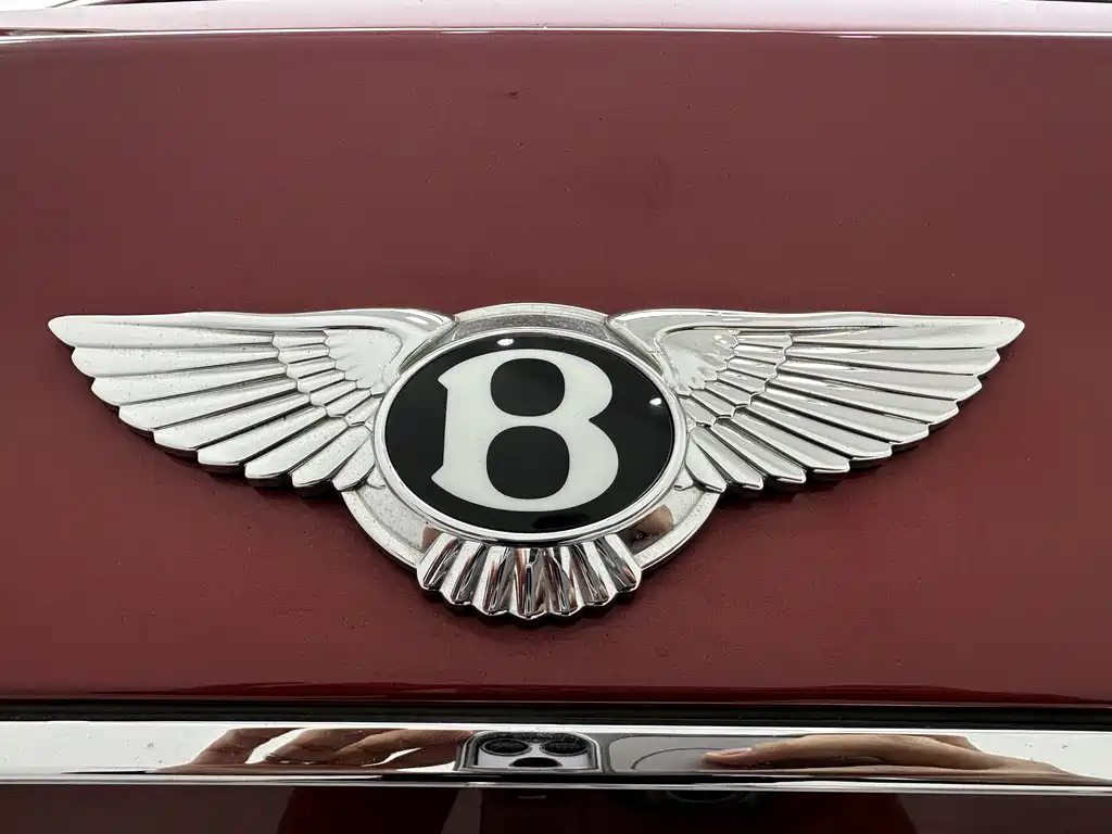 Bentley Bentayga — фото 30