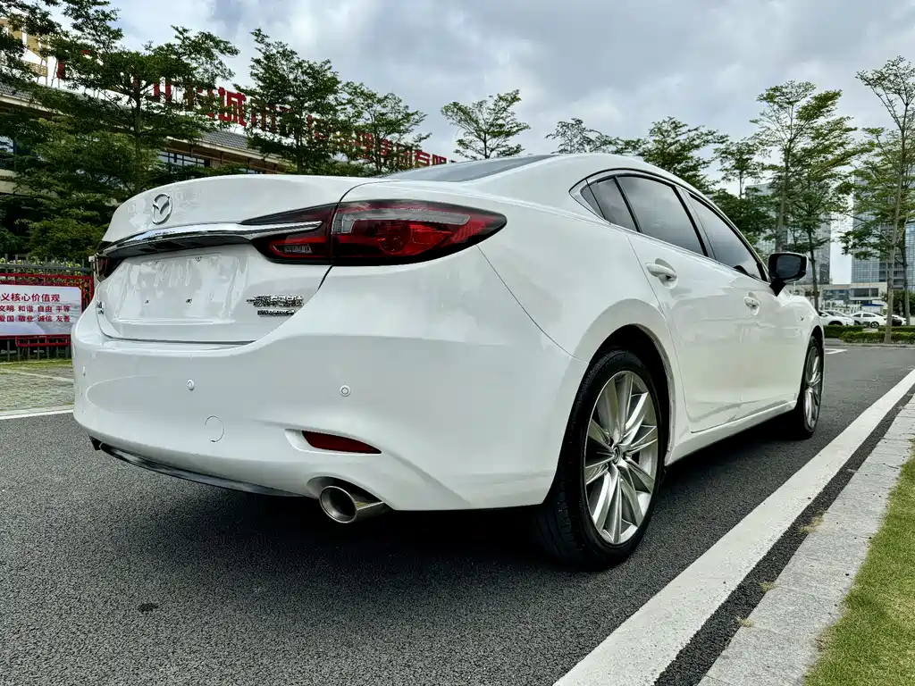 Mazda Atenza — фото 8