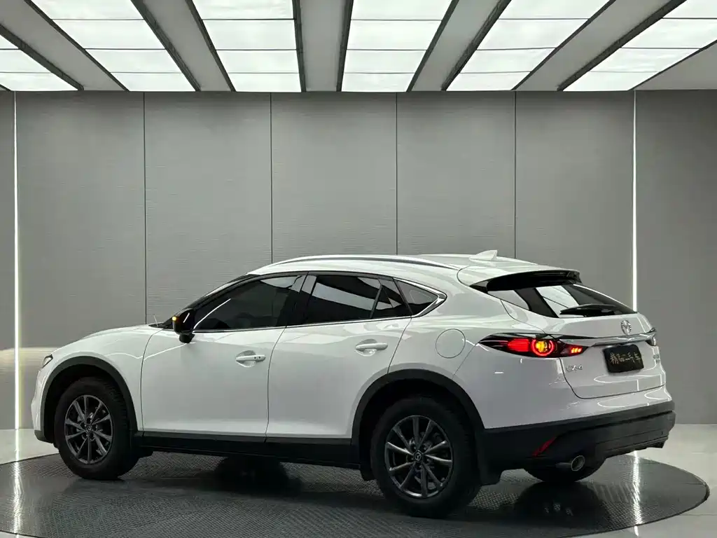 Mazda CX-4 — фото 3