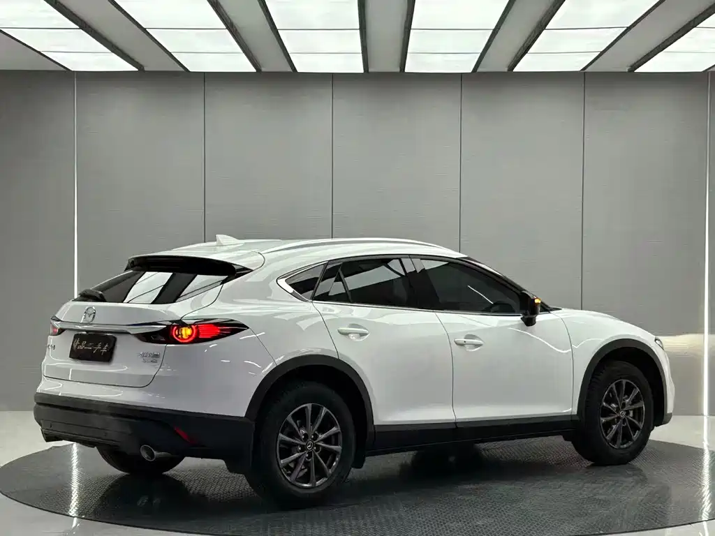 Mazda CX-4 — фото 5
