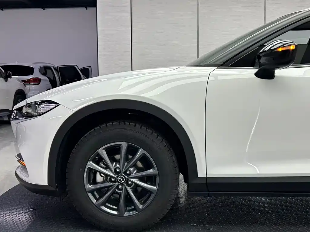Mazda CX-4 — фото 8