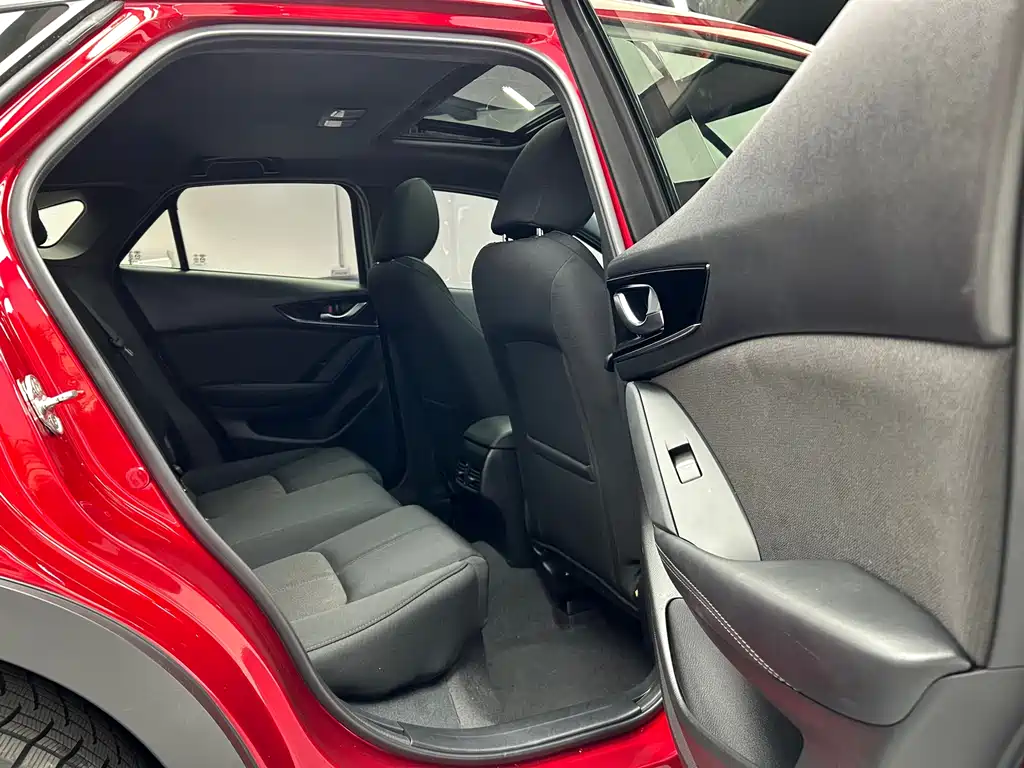 Mazda CX-4 — фото 20