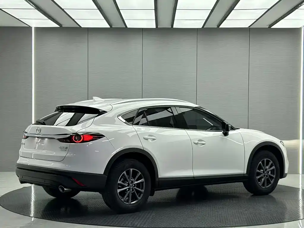 Mazda CX-4 — фото 5