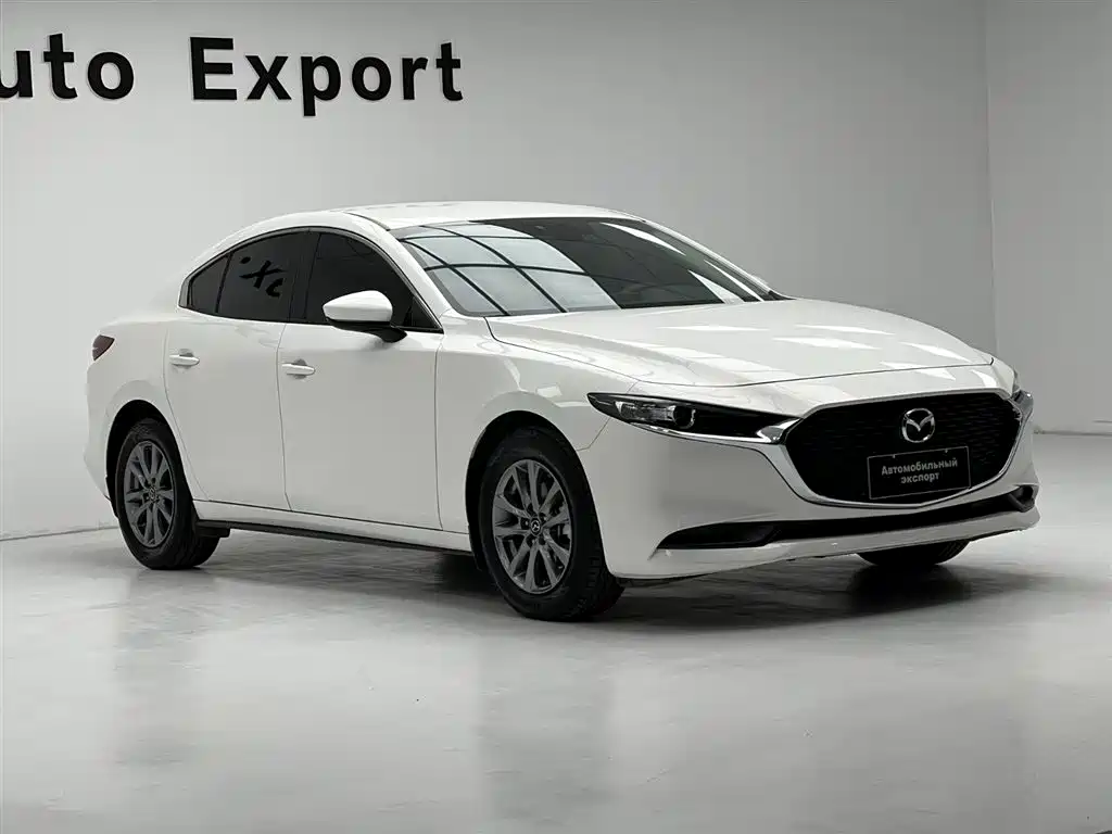 Mazda 3 Axela — фото 3