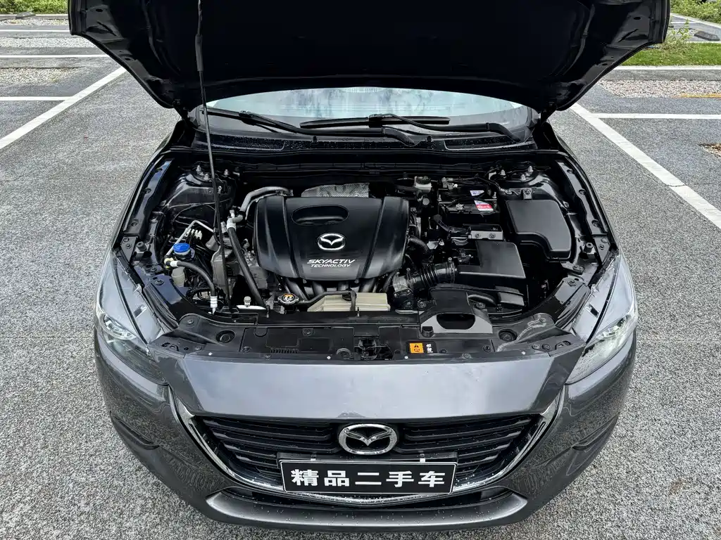 Mazda 3 Axela — фото 17