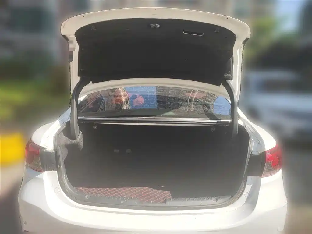 Mazda Atenza — фото 10