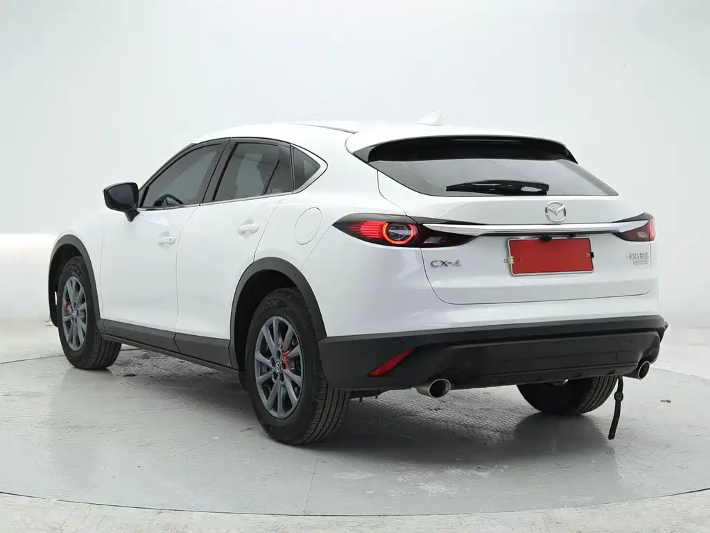 Mazda CX-4 — фото 4