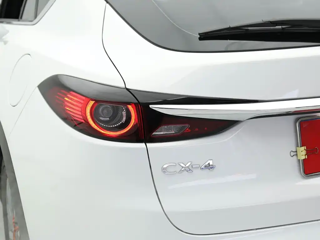 Mazda CX-4 — фото 9