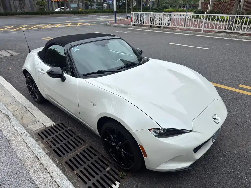 Mazda MX-5 — фото 3
