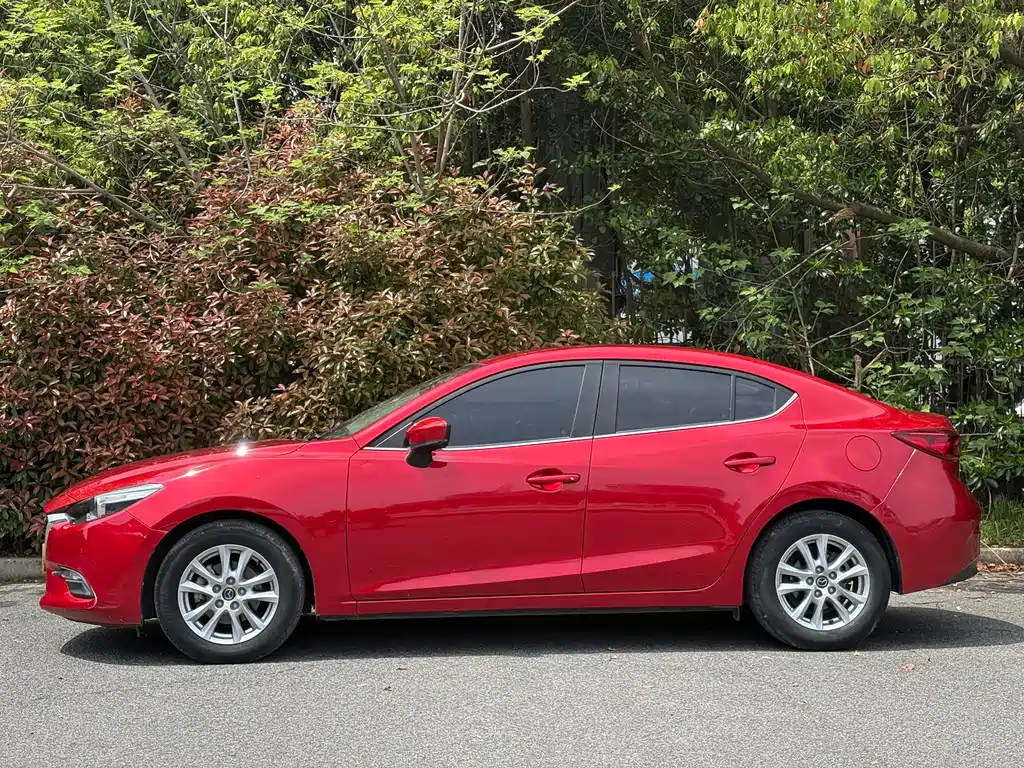 Mazda 3 Axela — фото 2
