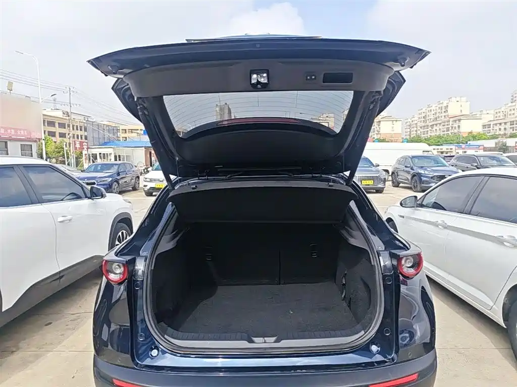 Mazda CX-30 — фото 19