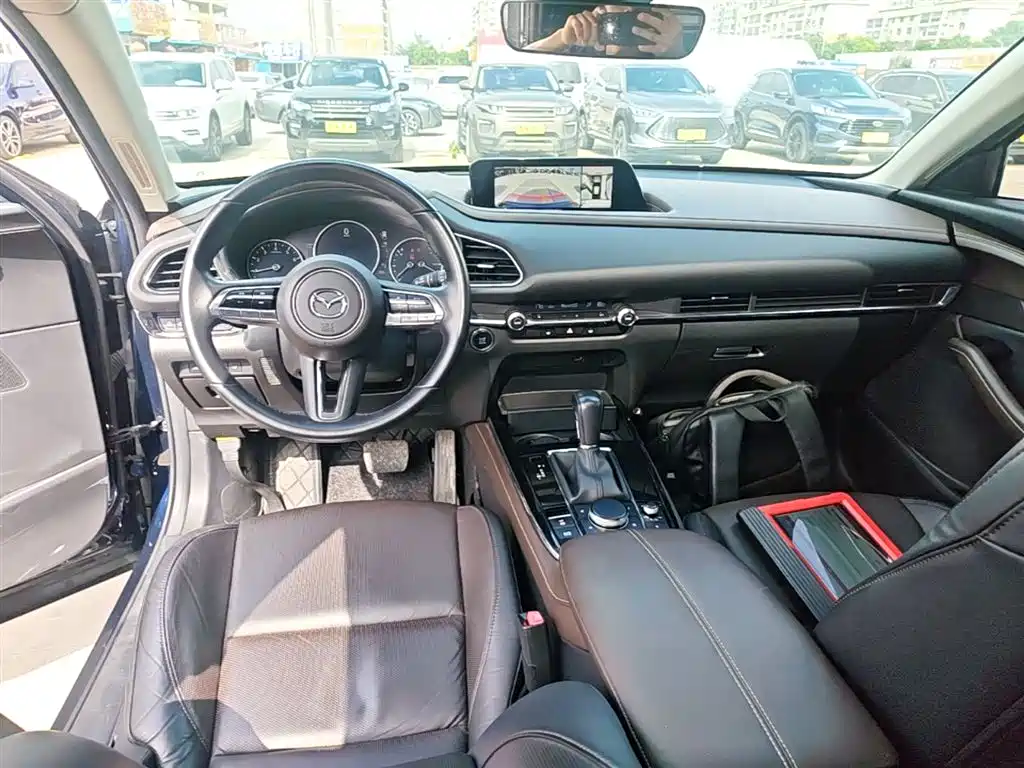 Mazda CX-30 — фото 10