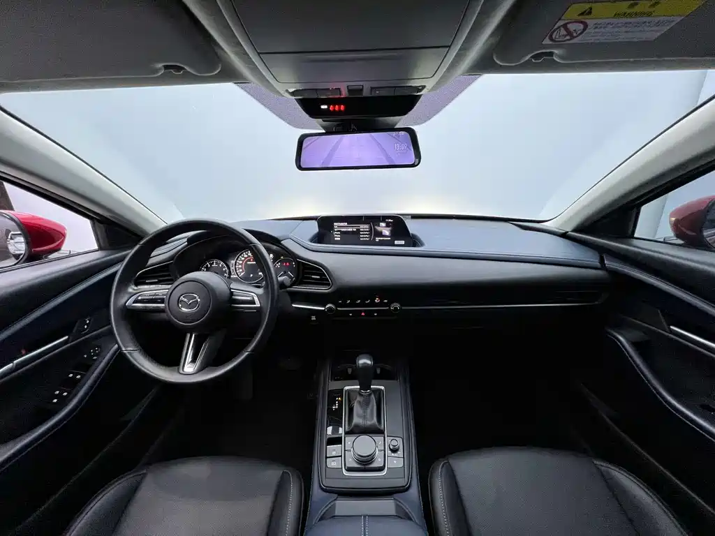 Mazda CX-30 — фото 19