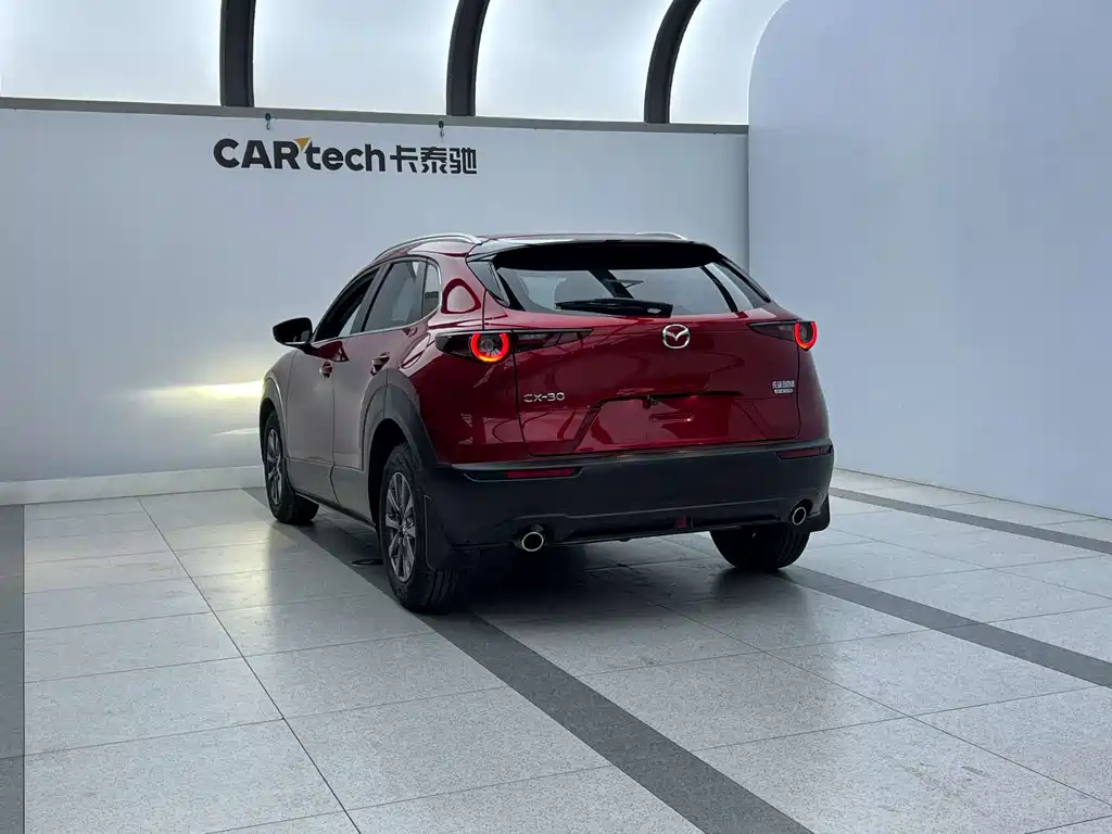 Mazda CX-30 — фото 25