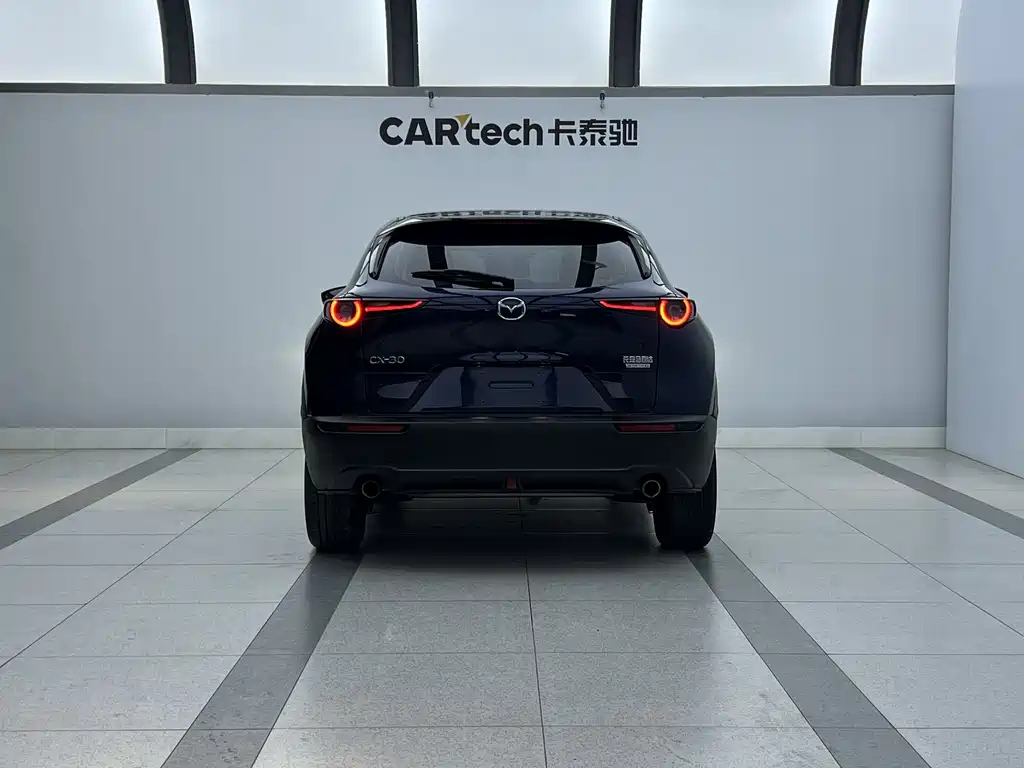 Mazda CX-30 — фото 19