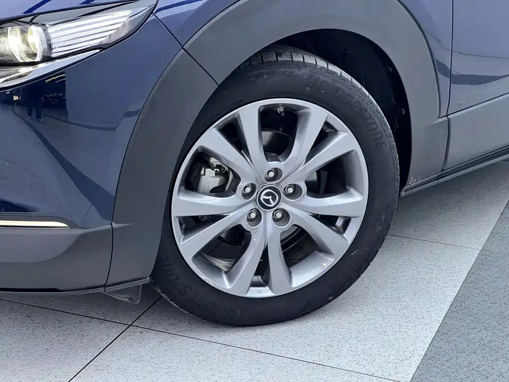 Mazda CX-30 — фото 22