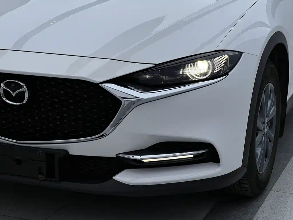 Mazda CX-4 — фото 4