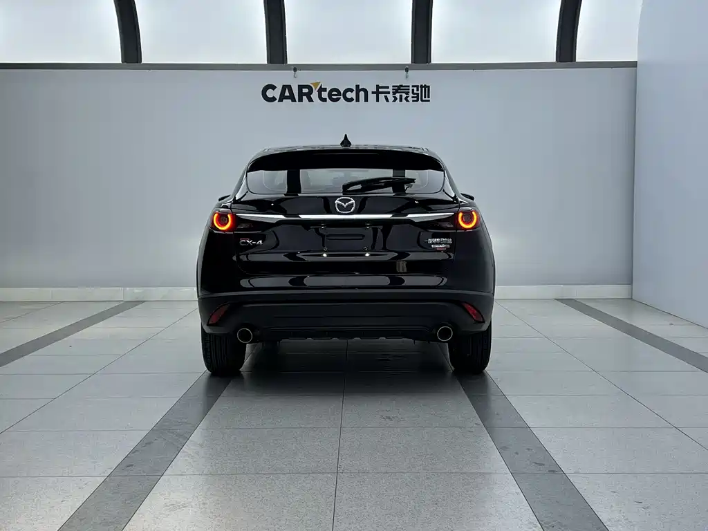 Mazda CX-4 — фото 3