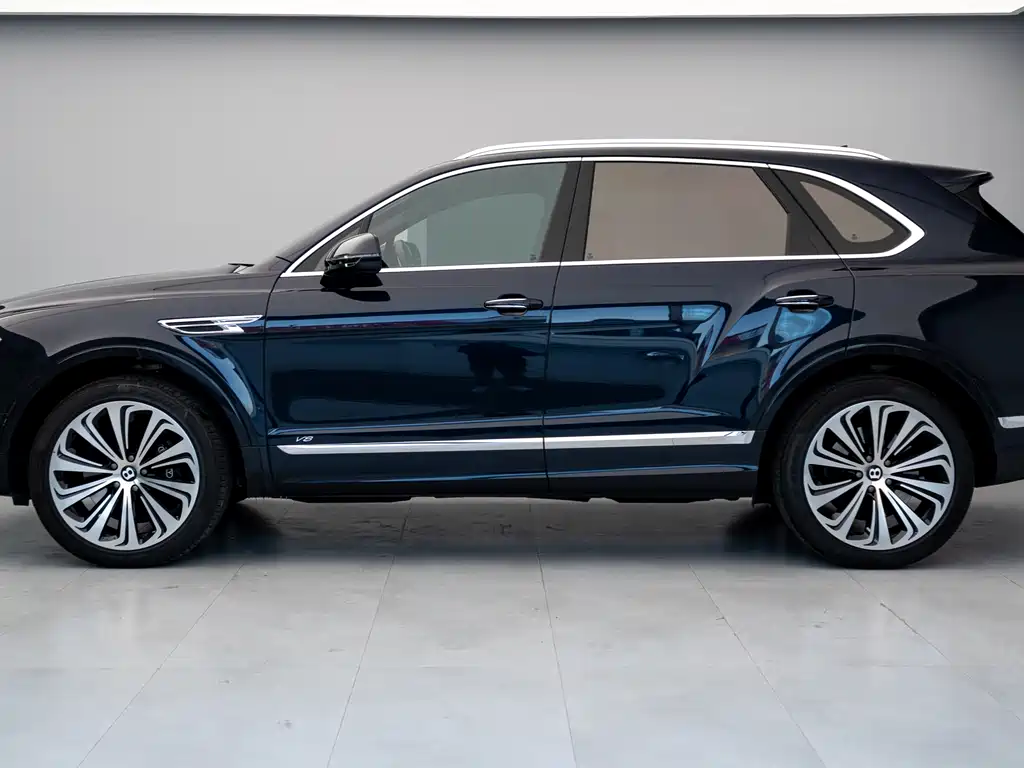 Bentley Bentayga — фото 3