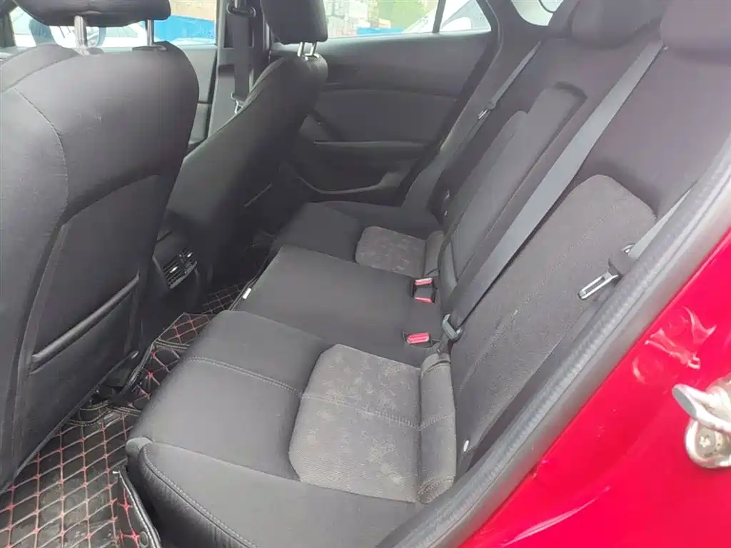Mazda CX-4 — фото 17