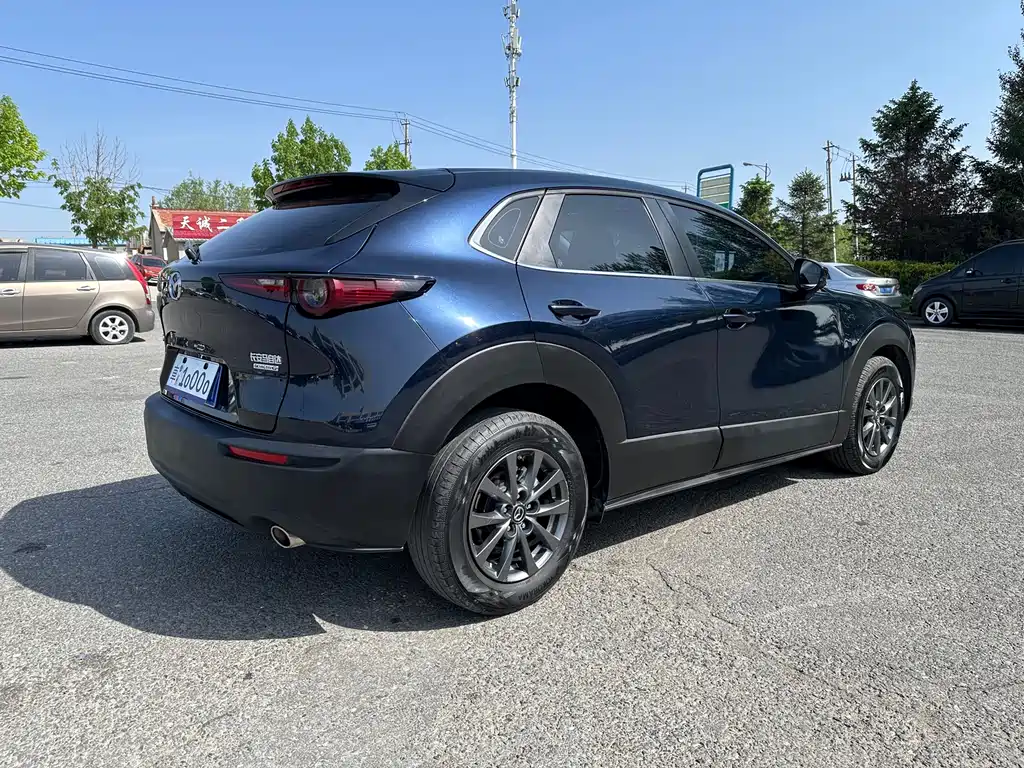 Mazda CX-30 — фото 4