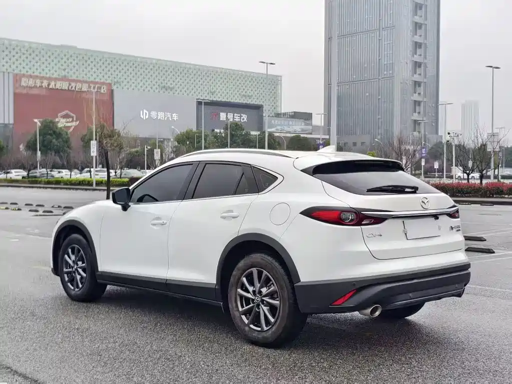 Mazda CX-4 — фото 6