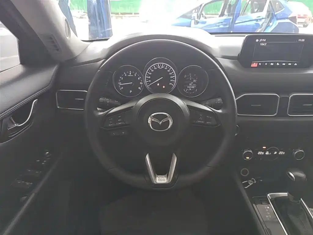 Mazda CX-5 — фото 11