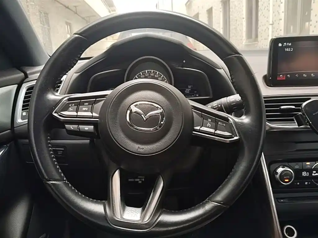 Mazda CX-4 — фото 11