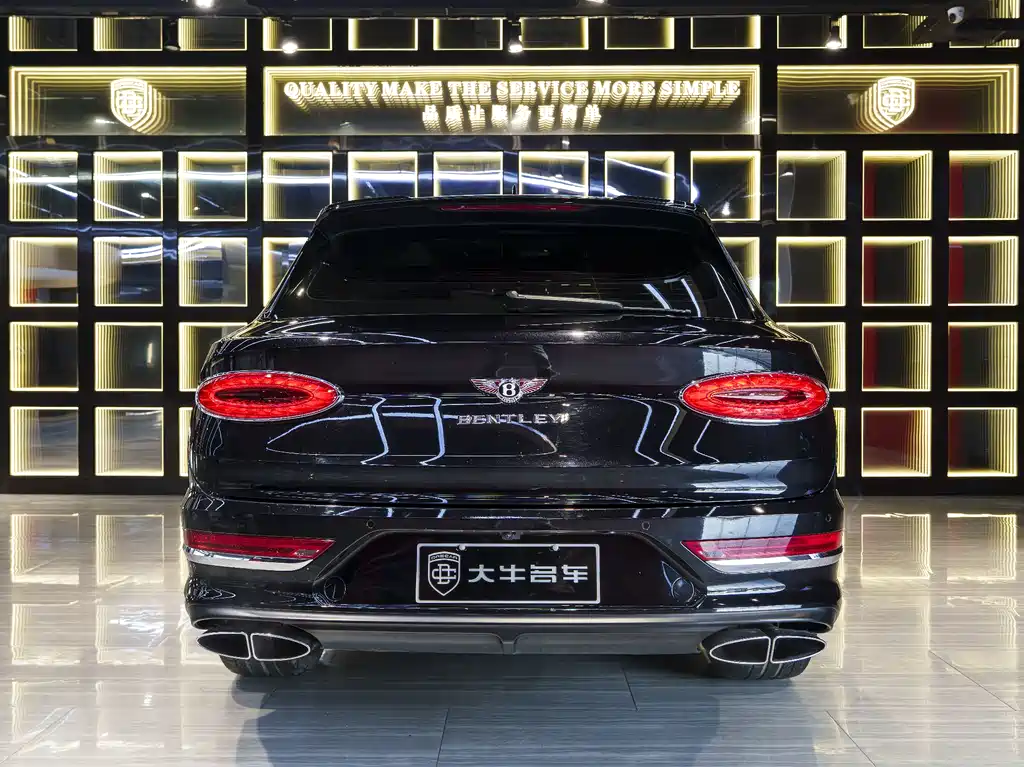 Bentley Bentayga — фото 5