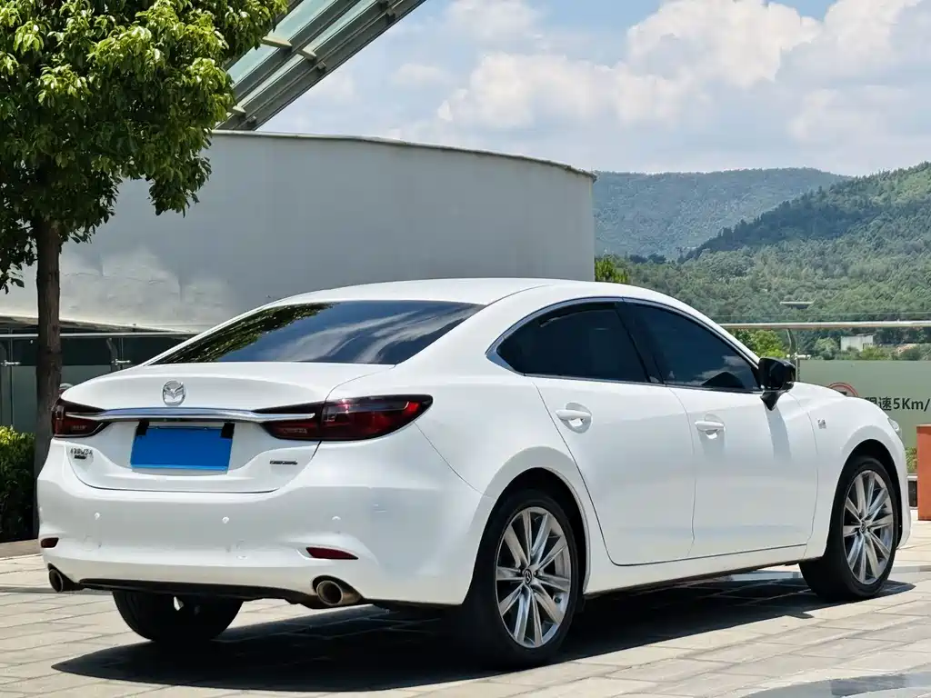 Mazda Atenza — фото 6
