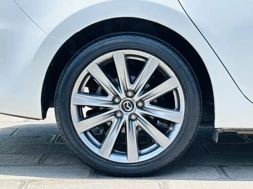 Mazda Atenza — фото 9
