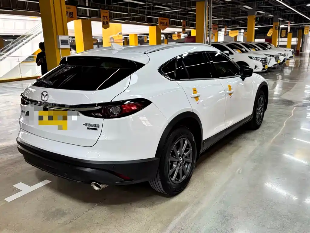 Mazda CX-4 — фото 4