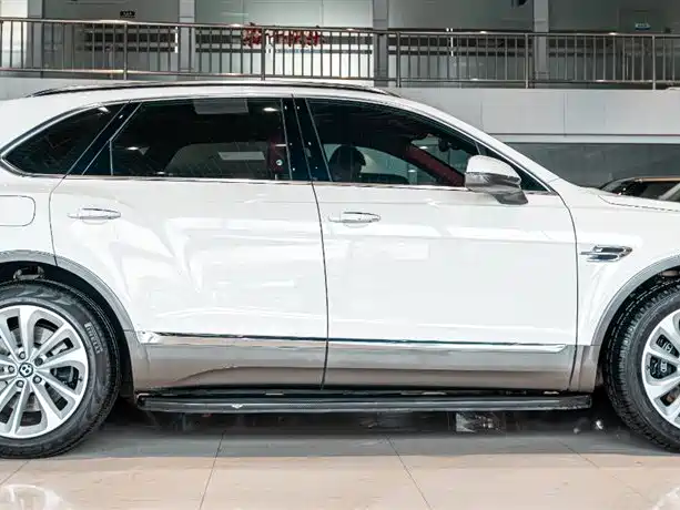 Bentley Bentayga — фото 4