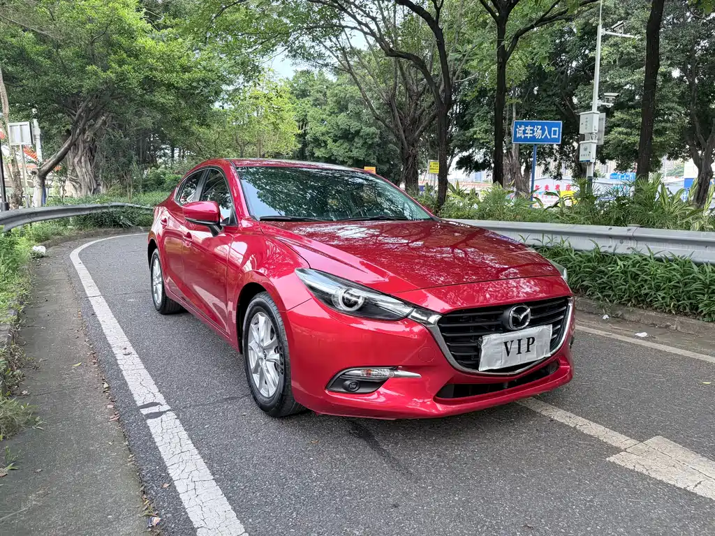 Mazda 3 Axela — фото 4