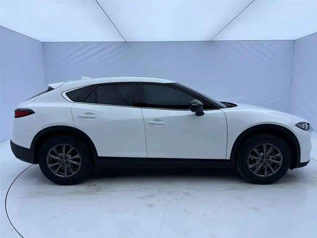 Mazda CX-4 — фото 9