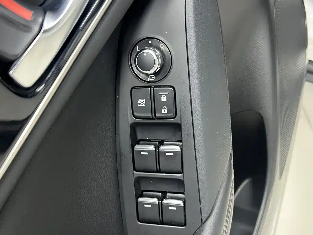 Mazda CX-4 — фото 22