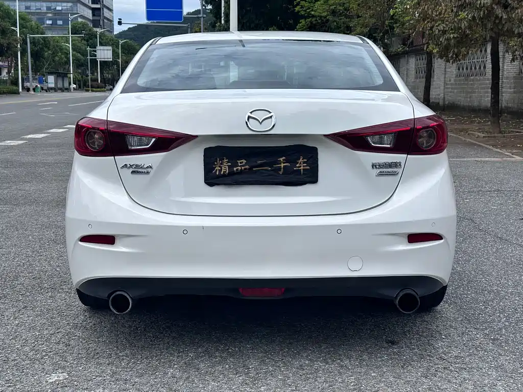 Mazda 3 Axela — фото 10