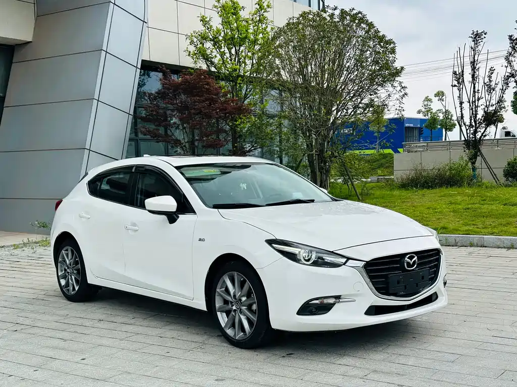 Mazda 3 Axela — фото 3
