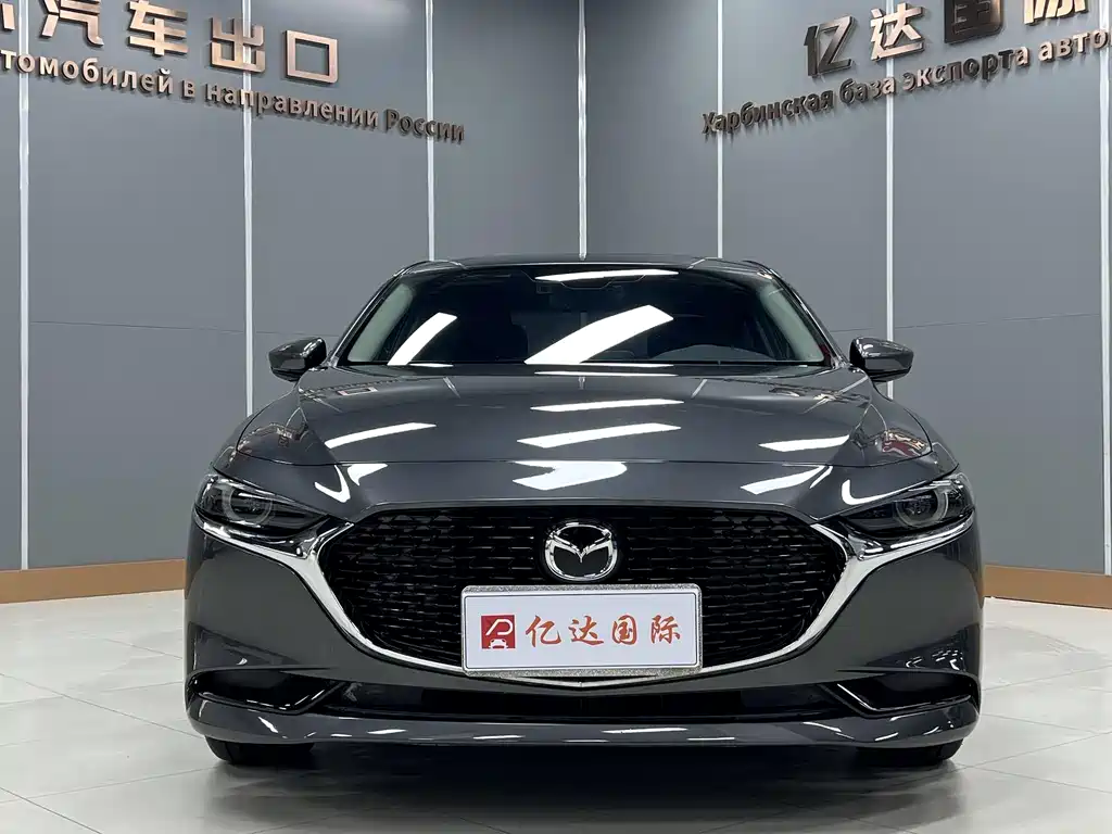 Mazda 3 Axela — фото 2