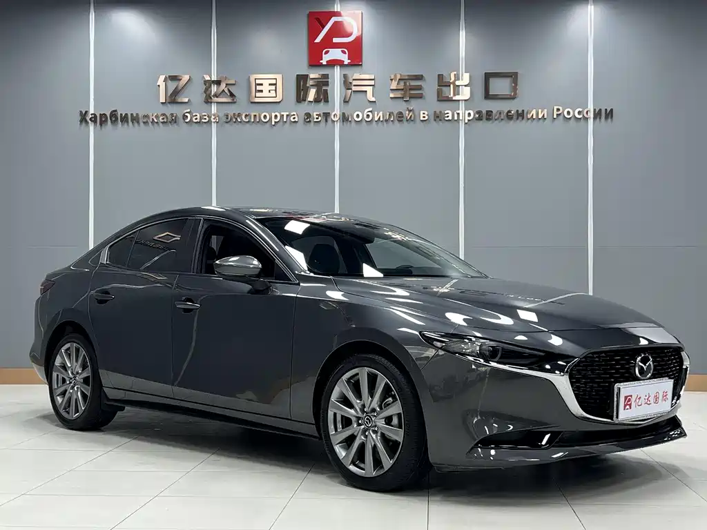 Mazda 3 Axela — фото 3