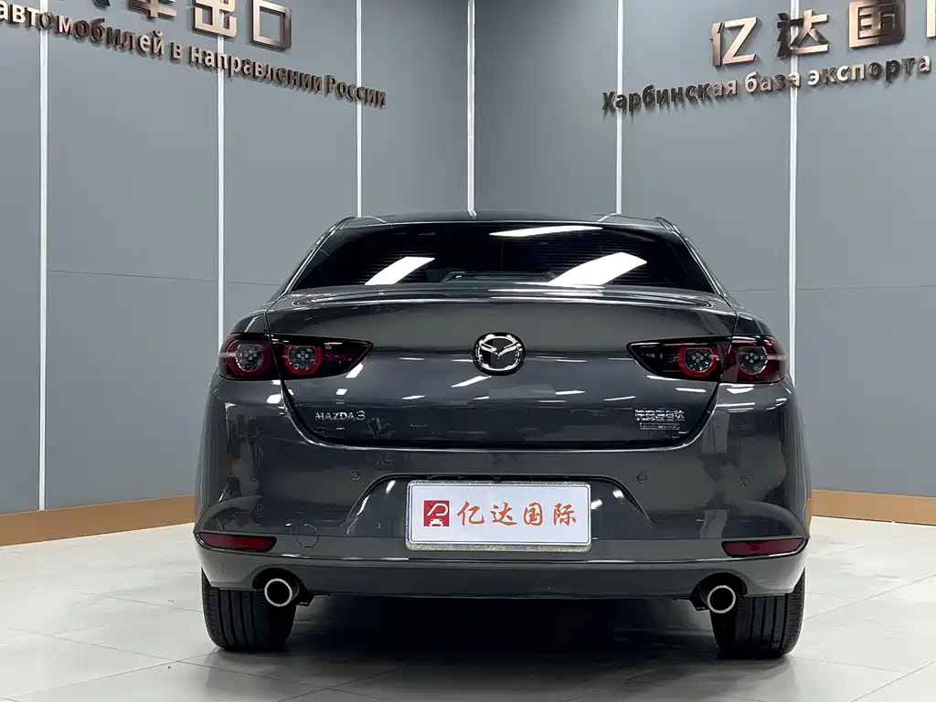 Mazda 3 Axela — фото 5